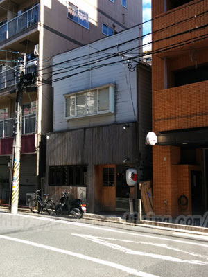 福岡秀ちゃんラーメン店舗前